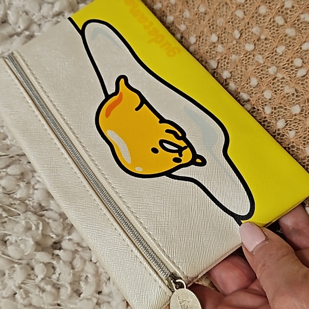 Sanrio Gudetama Pouch Bag - Picture 13 of 13